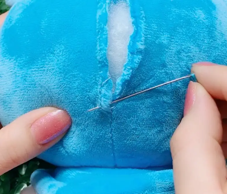 plush toys Closing the Toy Final Seam Methods
